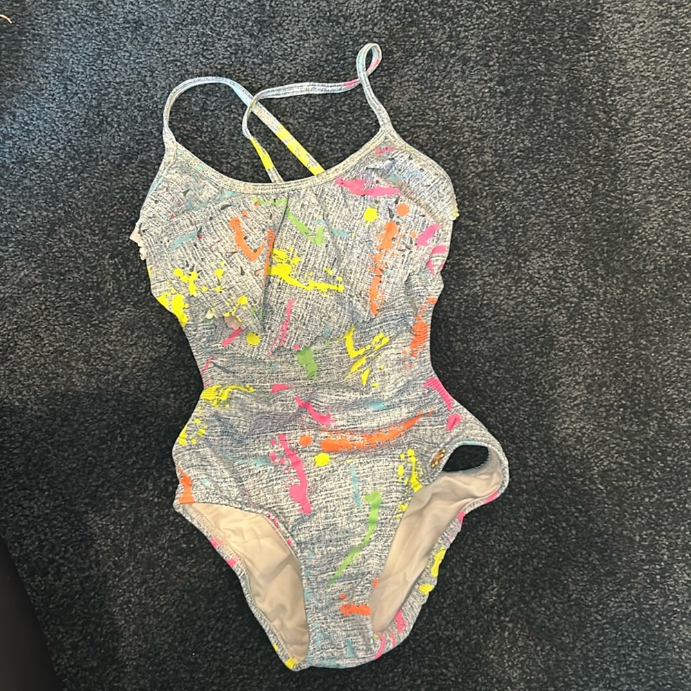 Pilyq Girls Cut Out Bathing Suit Size 2 - Picture 2 of 2
